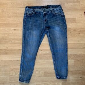 Love Indigo Capri Jeans